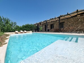 Pool - Room 'Villa Casciani - Scirocco' with Shared Pool, Wi-Fi and Air Conditioning (Torre San Giovanni)