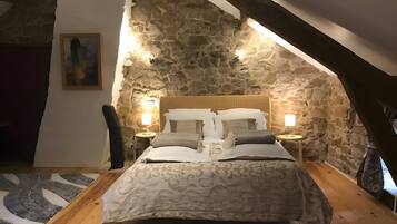 4 chambres, fer et planche Ă repasser, Wi-Fi, draps fournis