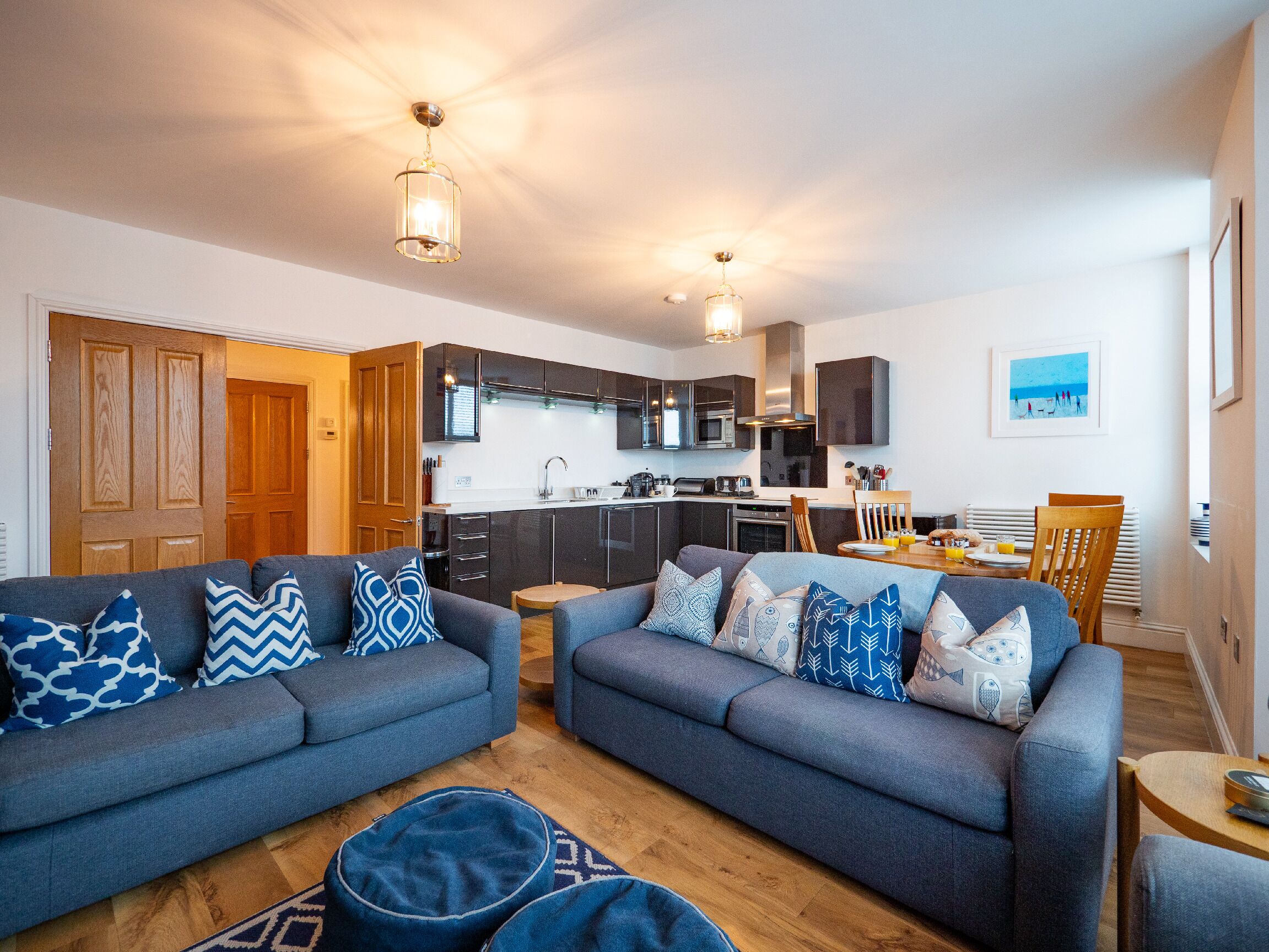 Smart TV, DVD player