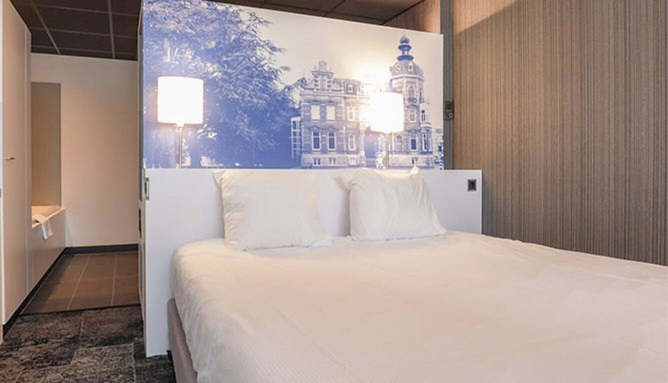 1 slaapkamer, een strijkplank/strijkijzer, gratis wifi, beddengoed