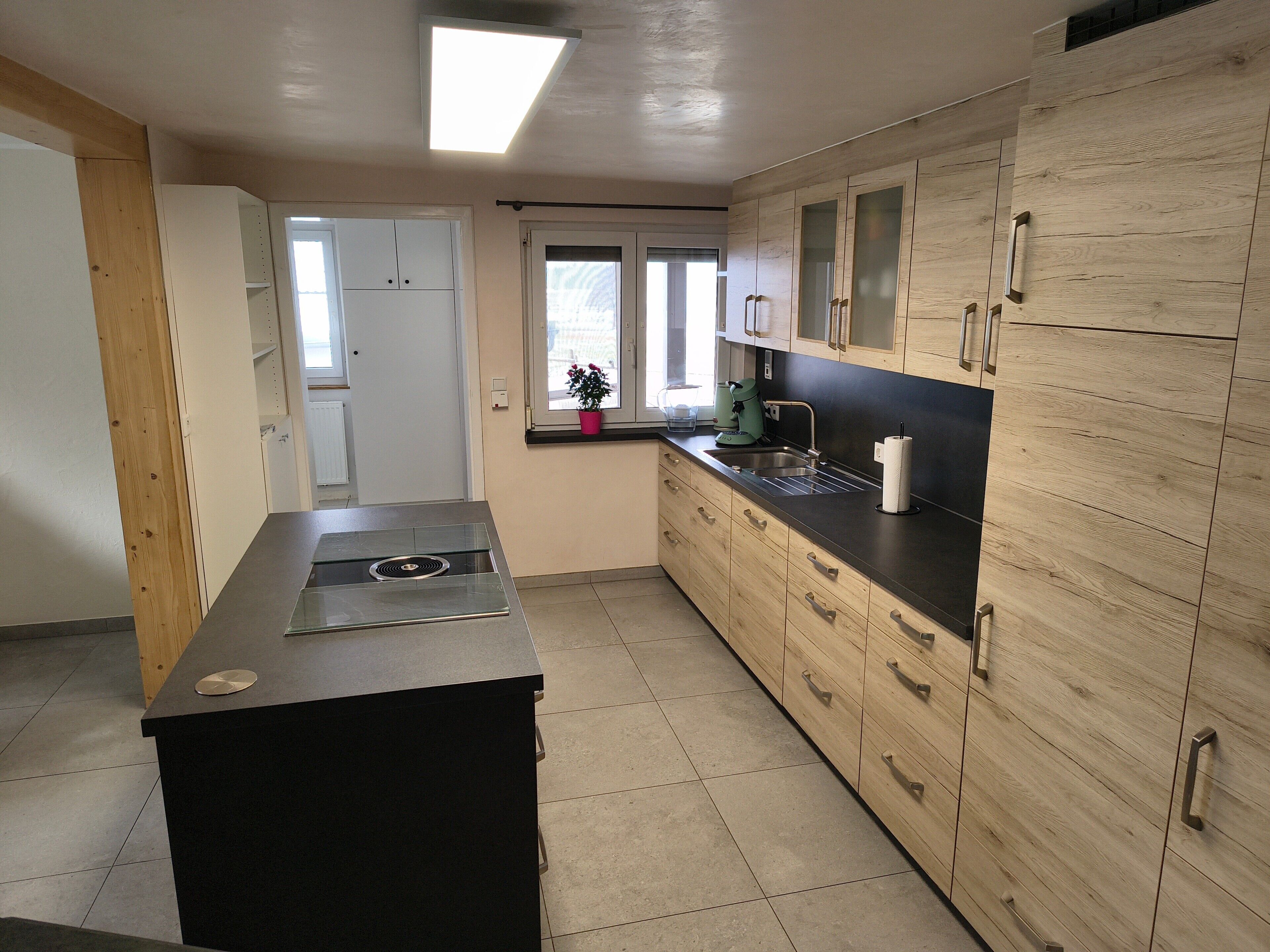 Refrigerador, horno, parrilla de estufa y lavavajillas 