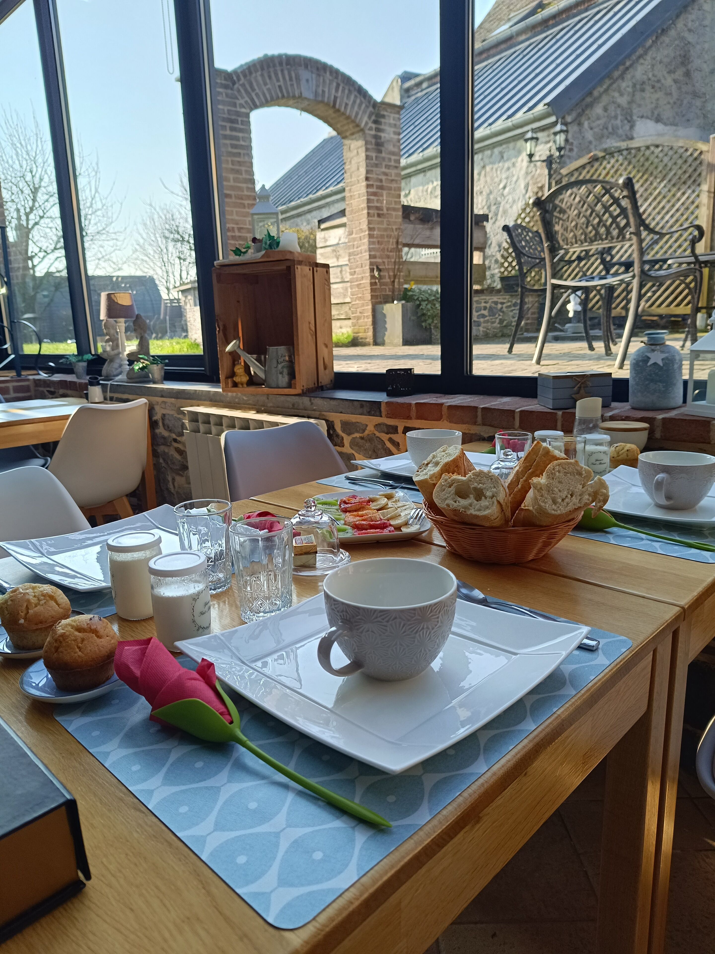 Dagelijks continentaal ontbijt inbegrepen