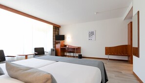 1 bedroom, free WiFi - Embrace stillness in style | Rejuvenating Haven near local sights & Nature (Bosschenhoofd)