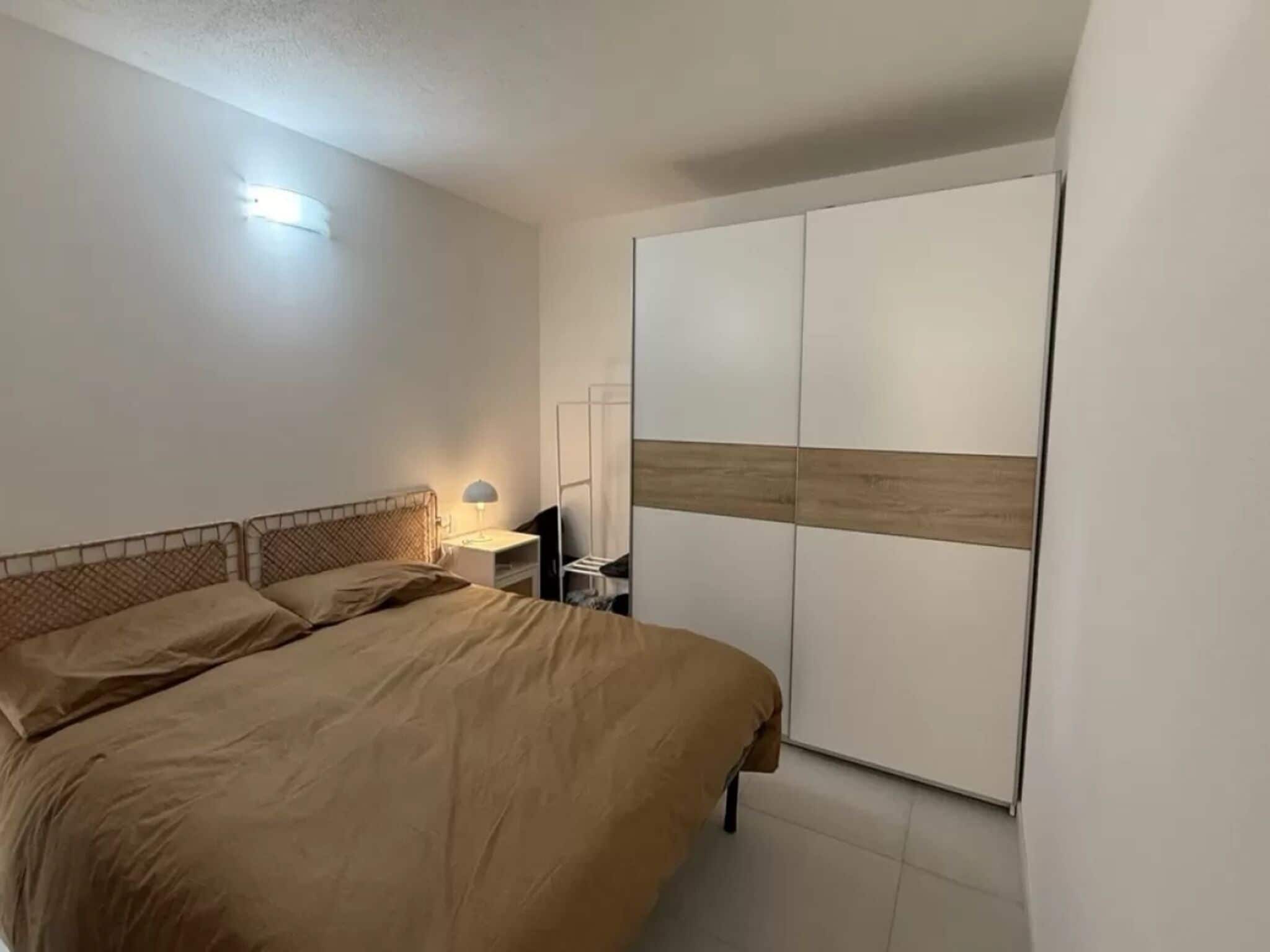 Estúdio, sacada | 1 quarto