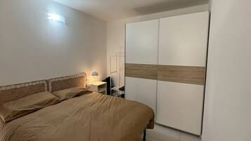 Estúdio, sacada | 1 quarto