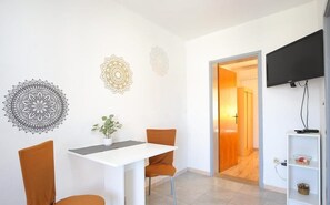Dining - One Bedroom Apartment (Slatine)