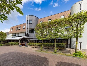 Exterior - Tranquil Stay Near Efteling, Wildlife Park & Biesbosch Boats | 2 Units (Made)
