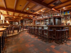 Bar (on property) - Tranquil Stay Near Efteling, Wildlife Park & Biesbosch Boats | 2 Units (Made)