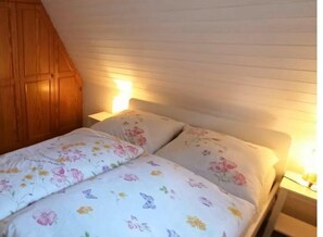 3 bedrooms, Internet, bed sheets