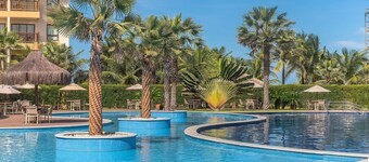 VG Sun Cumbuco #403 Vista Mar by Carpediem