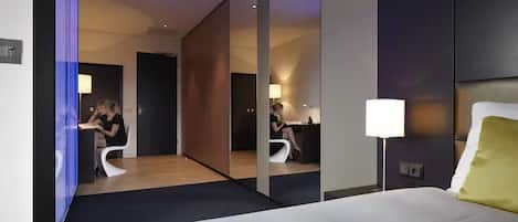 1 chambre, fer et planche Ă repasser, Wi-Fi gratuit, draps fournis