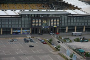 Aparcamiento en las instalaciones