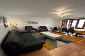 Smart TV, DVD player, offices - Spacious Family Stayin Mont-Dore (Mont-Dore)