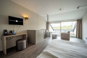 1 chambre, fer et planche à repasser, Wi-Fi gratuit, draps fournis