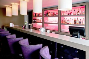 Bar (en el alojamiento)