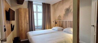 Peaceful Stay in Thorn – Explore Cobblestone Streets, Historic Buildings