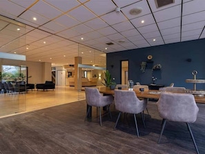 Lobby - Unwind in a Modern Room Near IVN Norg and Groninger Museum (Roden)