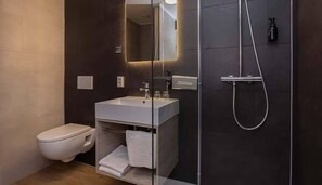 Unclassified image, 5 of 29, button - Restful Retreat with Breakfast and Parking, Access to Hiking and Golfing Spots (Roden)