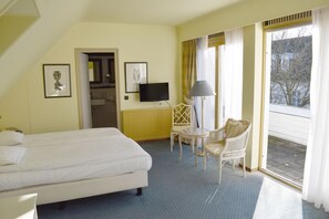1 chambre, fer et planche à repasser, Wi-Fi gratuit, draps fournis