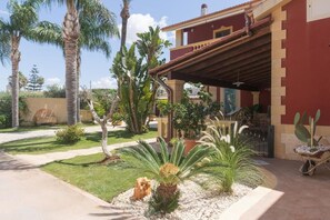 Unclassified image, 2 of 21, button - L'ombra dell'Ulivo B&b (Marsala)