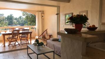 Duplex, Lagoon View, Beachside (8) | Interior