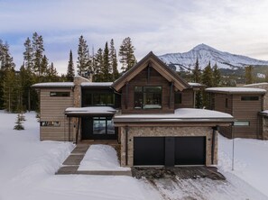 Exterior - NEW! 8 Speedwell 4-Bedroom Home with Mountain view (Big Sky)