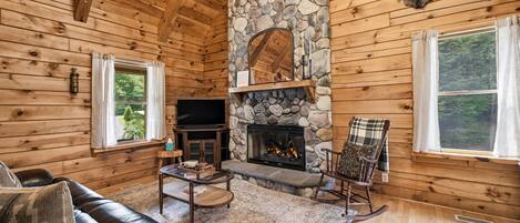 TV, fireplace, offices