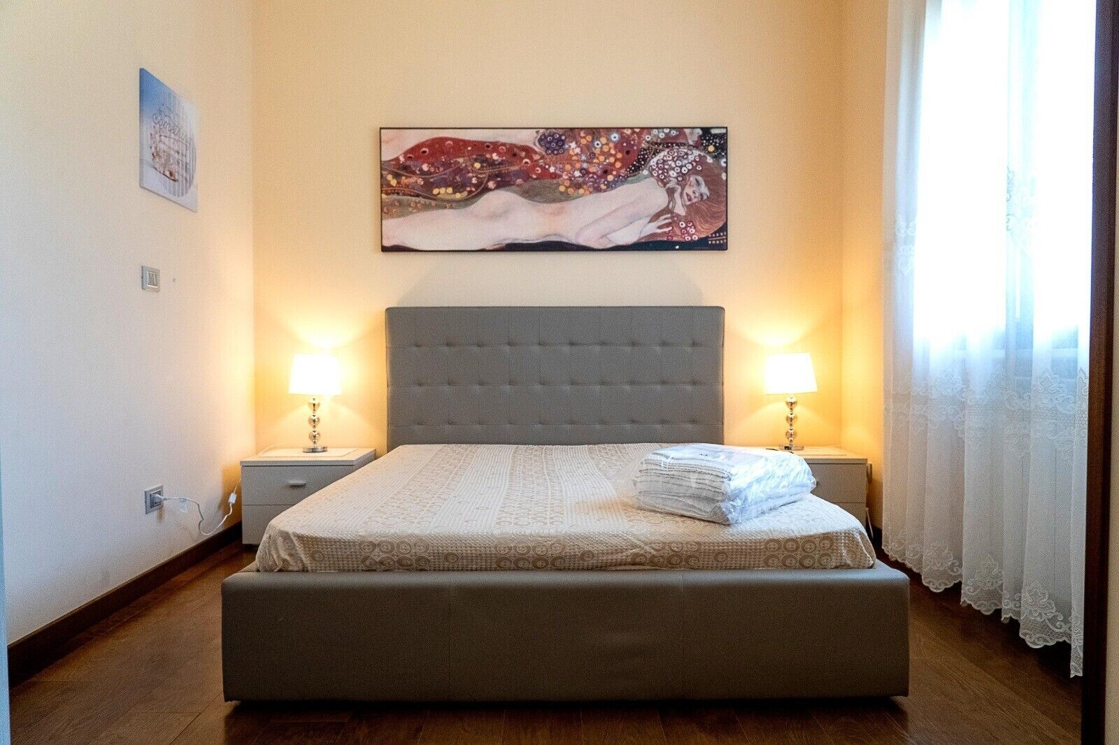 6 bedrooms, iron/ironing board, WiFi