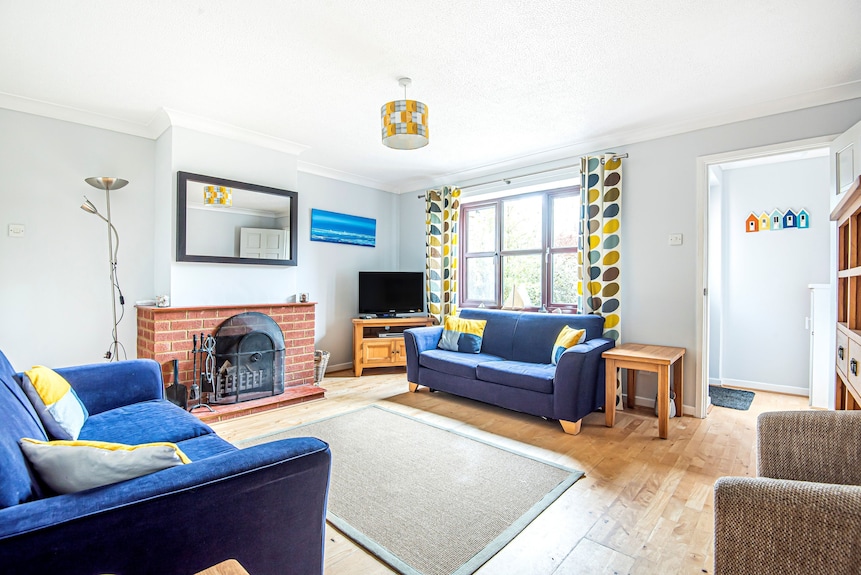 Old Hunny Cottage - Sleeps 5 Guests In 2 Bedrooms - Hunstanton