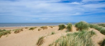 Old Hunny Cottage - sleeps 5 guests in 2 bedrooms