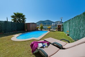 Pool - Villa 'Syrah' with Lake View, Wi-Fi and Air Conditioning (Alcúdia)