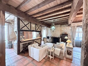 Nicht klassifiziertes Bild, 3 von 43, Schaltfläche