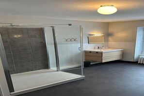 Dusche, Haartrockner