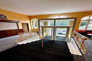Interior - Inviting La Bourboule Apartment (La Bourboule)