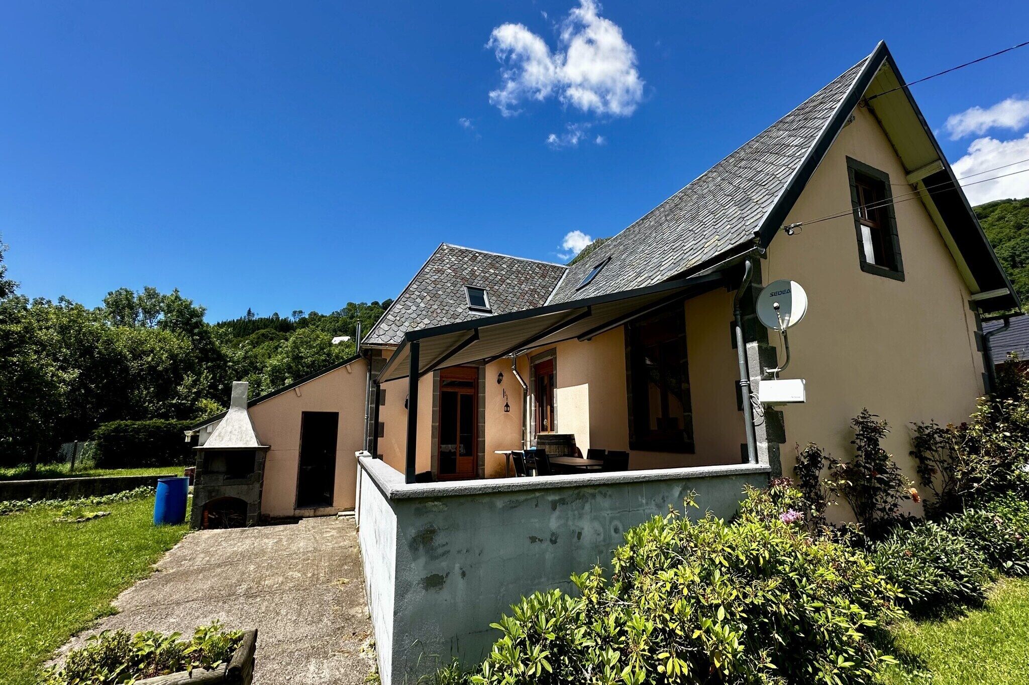 Holiday Home Exterior [summer]