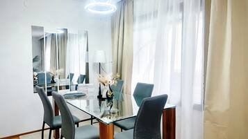 Apartment, 2 Bedrooms, Balcony | Dining room