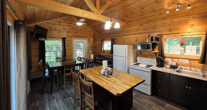 Deluxe Cabin Lodge DK3