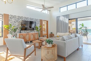 Villa – superior, bassengutsikt | Oppholdsområde