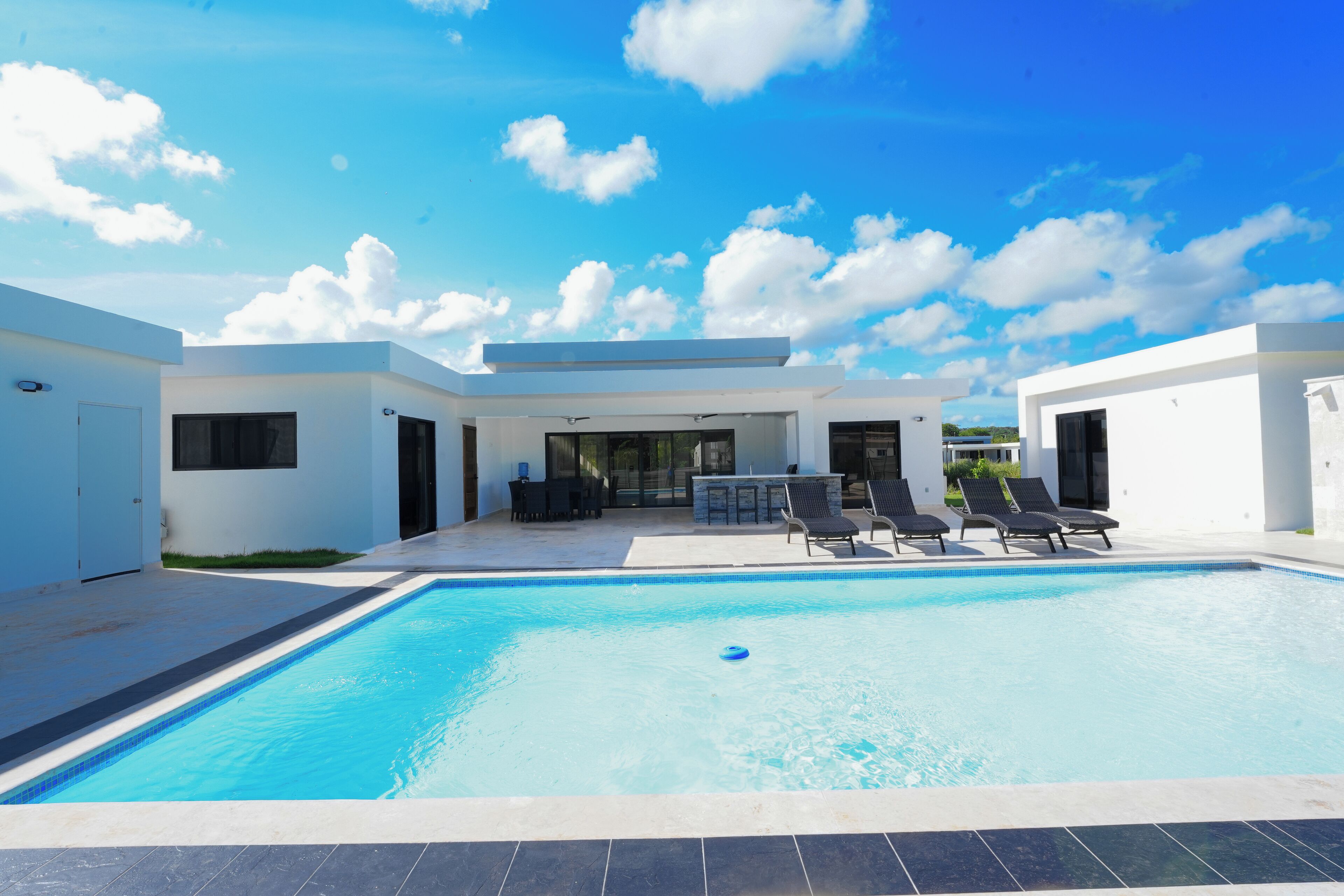 Vila luxo, vista para a piscina | Piscina | Piscina externa