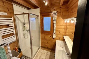 Shower, hair dryer - Breezy nook near the ski resort (Mont-Dore)