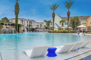 Pool - Relax & Unwind  2BR/2BA Panama City Beach (Panama City Beach)