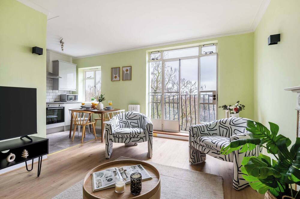 Cozy 1BR Near Hyde Park & Notting Hill - Royal Borough of Kensington and Chelsea