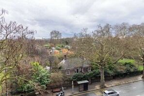 City Apartment, 1 Double Bed with Sofa bed, Non Smoking, Park View | Exterior - Cozy 1BR Near Hyde Park & Notting Hill (London)