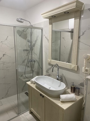 Superior Double or Twin Room, City View | Bathroom - Lucija&Luka Luxury rooms Split (Split)
