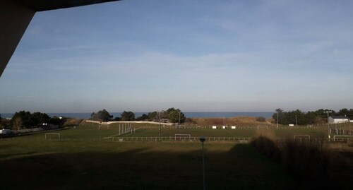 Sea View Apartment, Donville les Bains Beach