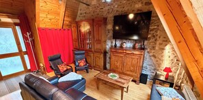 Unclassified image, 4 of 42, button