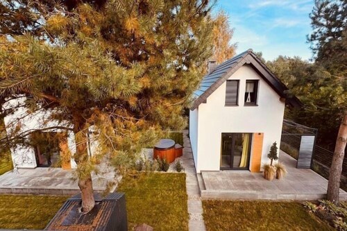 Holiday home, sea, jacuzzi, for 6 people