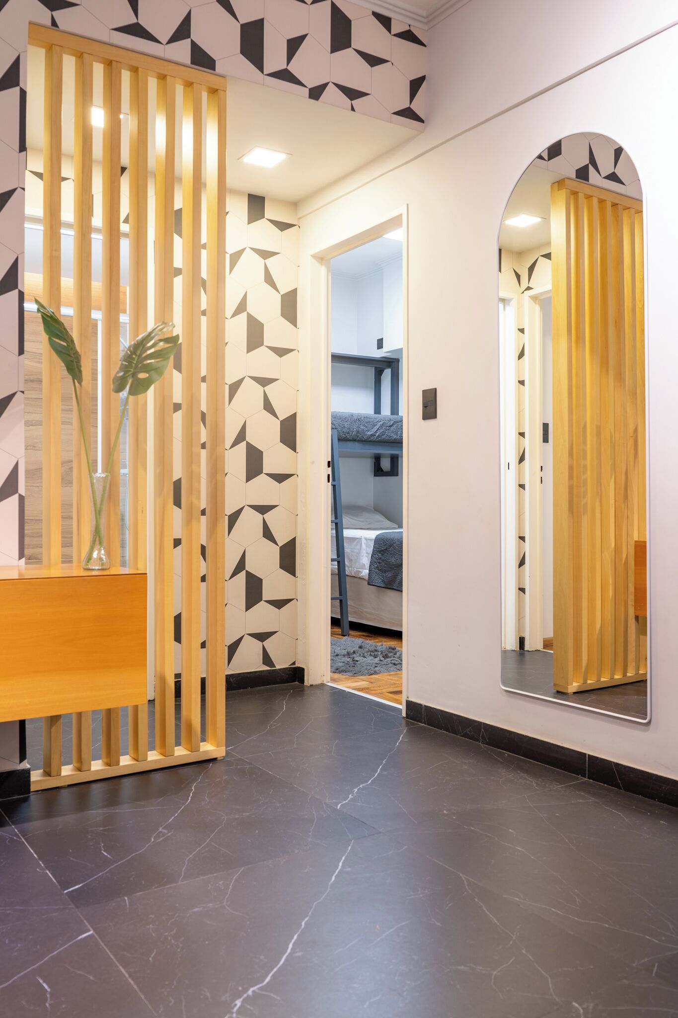 2 bedrooms, in-room safe, iron/ironing board, free WiFi