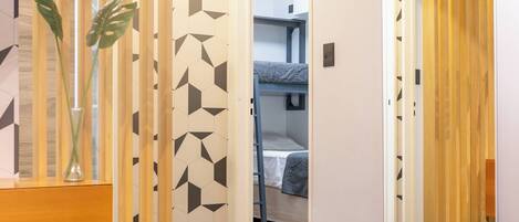 2 bedrooms, in-room safe, iron/ironing board, free WiFi