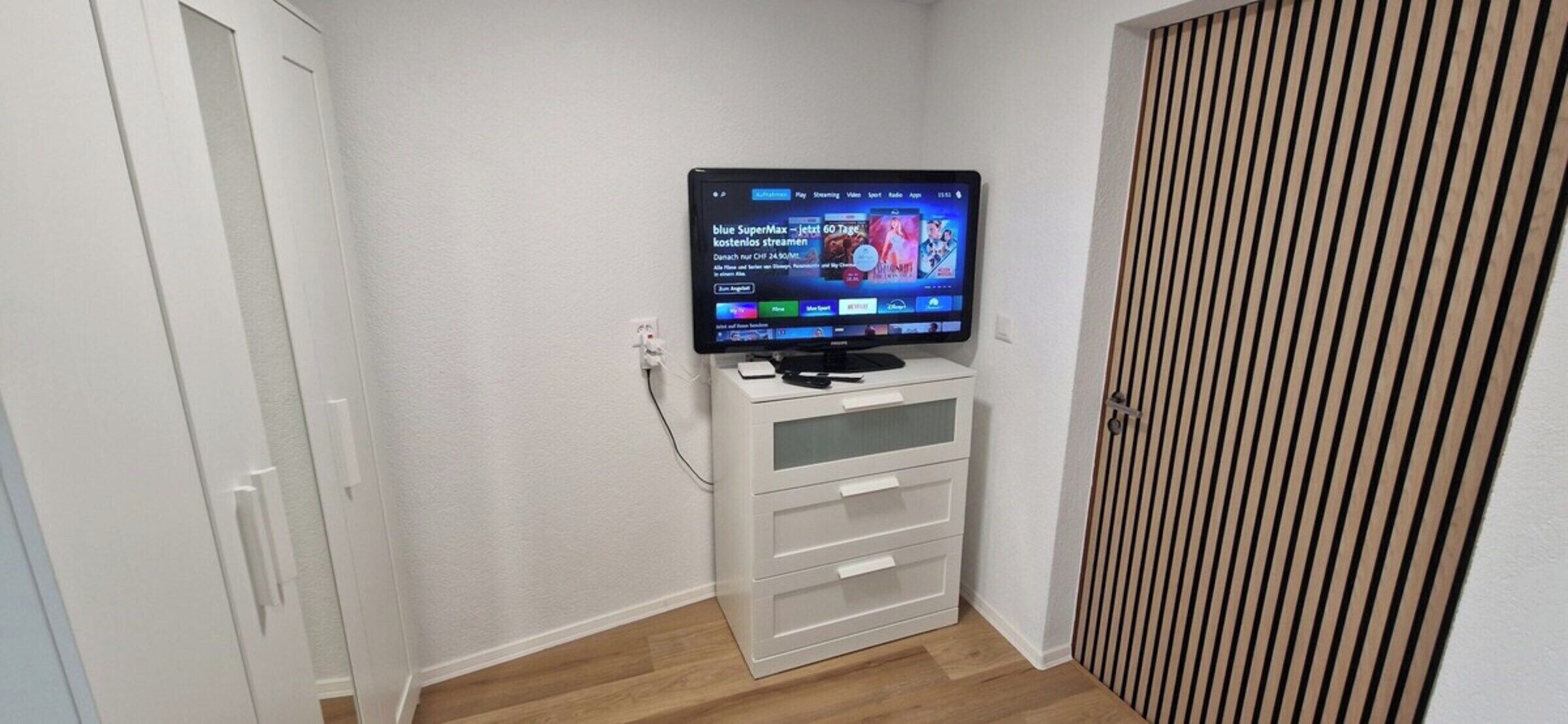 ดีลักซ์สตูดิโอ | ทีวี